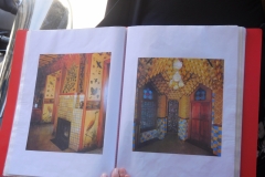 photos of Gaudí home.